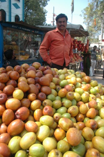 indianstreetvendor.jpg